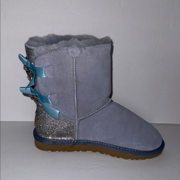 UGG F19010D Blue Bailey Bow II Custom Swarovski Bling Classic Boots Size 10 - Picture 4 of 9